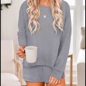 New, Gray, Knit drop shoulder sleeve top & shorts